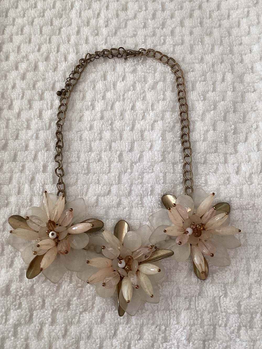 Beautiful Gold & Peach Tone Floral Bib Necklace